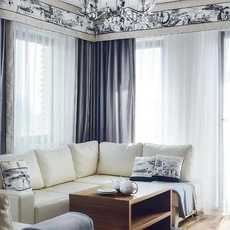 Empire By Renters Apartment