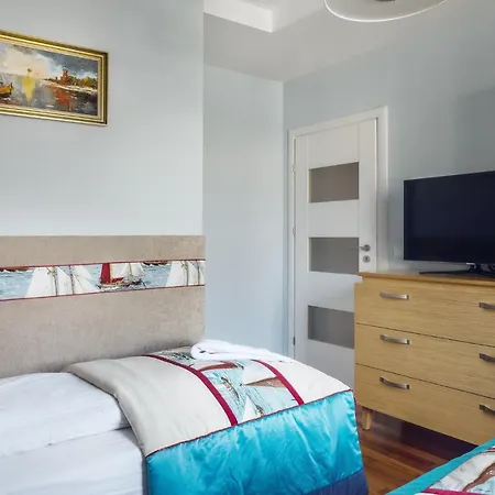 Apartment Empire By Renters *