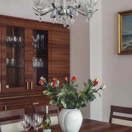 Empire By Renters Apartment Sopot